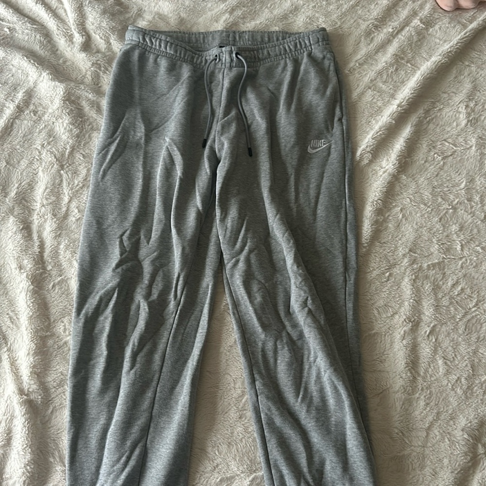 Gray Nike Sweatpants